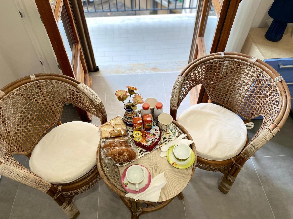 B&B Nonna Pina Salerno Luaran gambar